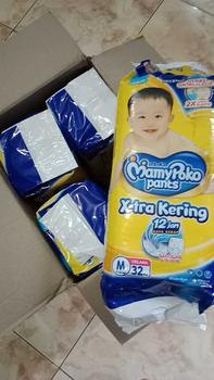 Product Review of (2ball jatim)mamypoko dan popok merk lain(babyhappy,sweety) paket 2ball Diapers Popok from M**y 1