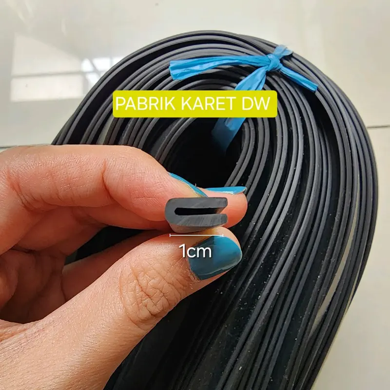 Karet List U Jepit lebar 1cm tipis / KARET LIST HELM LEBAR 1 cm 5