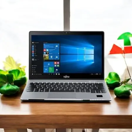 Pre-owned] Fujitsu Lifebook S937 FHD 13.3 inches core i5 7th gen