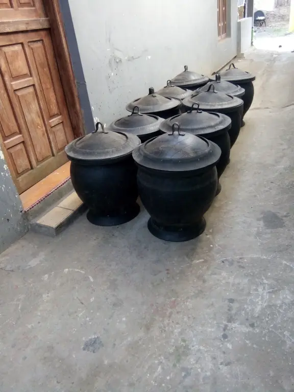 Bak Sampah Standar Polos Tahan Lama Awet Premium dengan tutup balkon 6