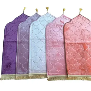 Sajadah Kubah Polos Banyak Warna Ukuran Standart Lembut Muslim Nyaman Tebal Turki Rumbai