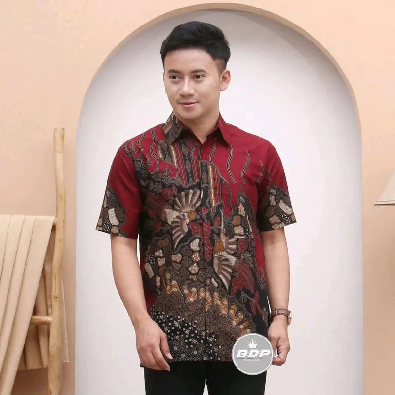 Baju batik pria lengan pendek slimfit reguler premium hem keren motif  Hitam maupun pola Kancing simetris Formal Nyaman Casual Katun 3