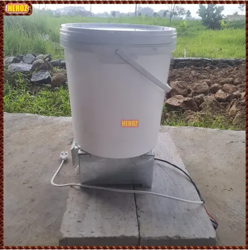 Coper Pencacah Sayur Dan Rumput Untuk Pakan Ternak Tipe HZ08 Mesin Fullset Siap Pakai Dinamo 70 Watt