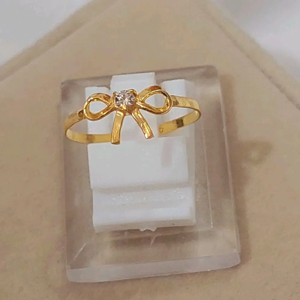 Cincin pita mata putih 0,5 gram