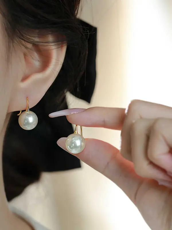 Anting Mutiara Perancis Anting Kelas Atas 2024 Anting Kait Telinga Desain Ceruk Mewah Ringan Gaya Laris Baru 0