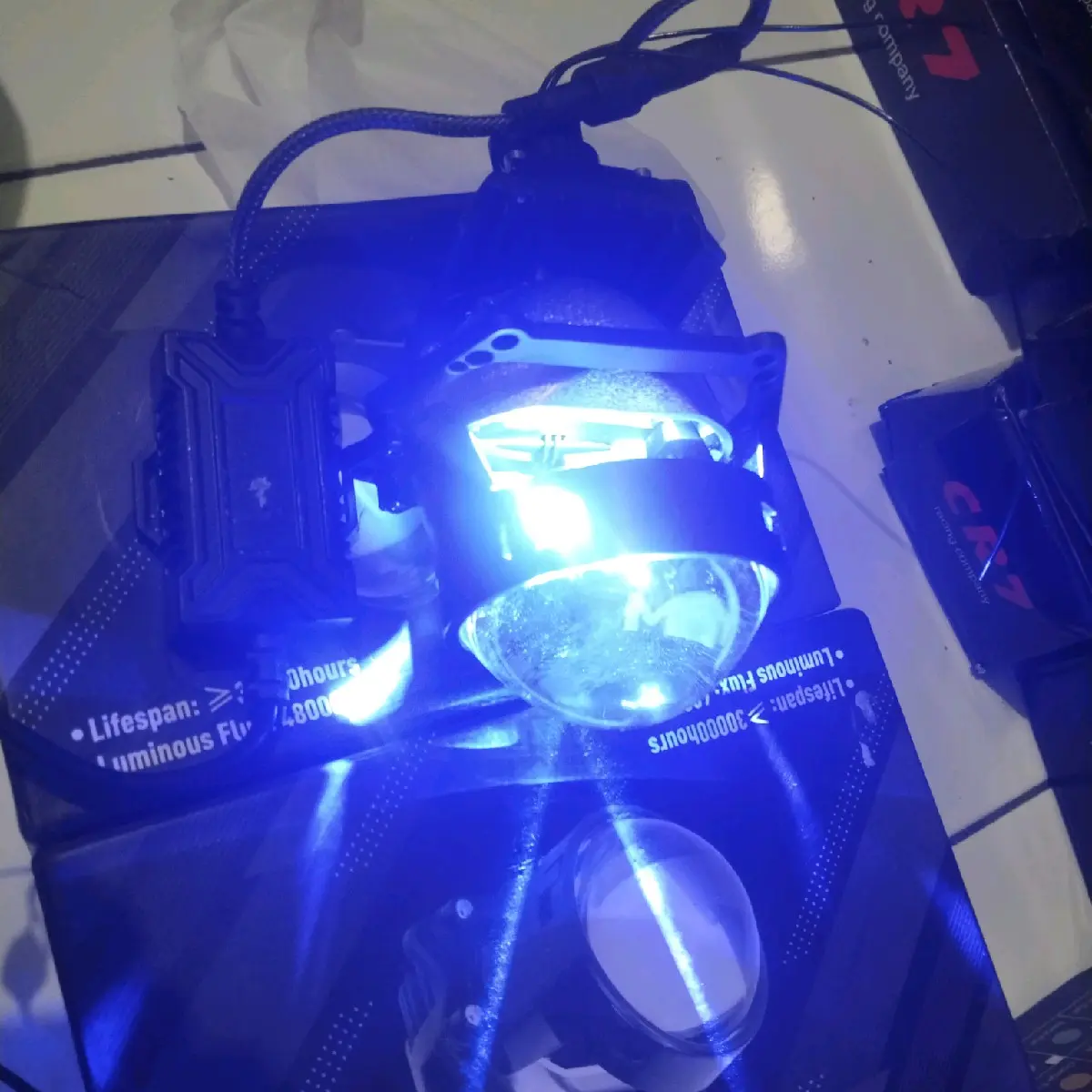 i bright Z 70/Z 11 projektor bi-led 2,5 inch lens plat cut plus depil original sebelum di kirim cek ulang