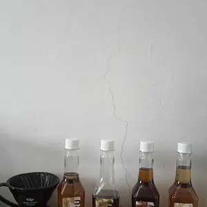 Rak Botol Kayu Tempat Naruh Botol Sirup DLL 3-5 Lubang Kayu Solid Diameter 7cm Kitchenware Dapur Tampilan Alami