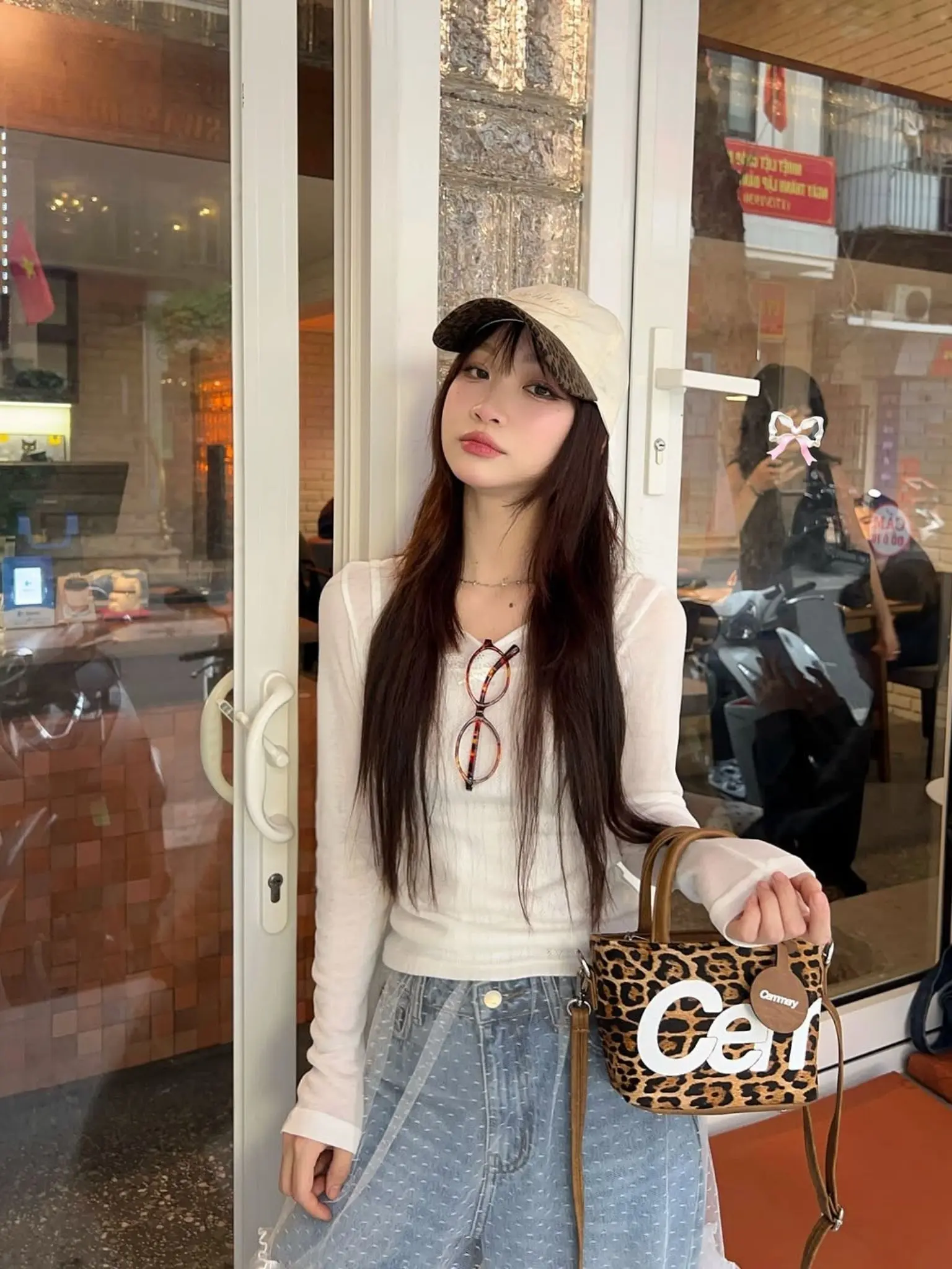 Túi Đeo Chéo Mono Cemmery Local Brand Size Mini Đựng Vừa Điện Thoại Da PVC 8 Màu | BigBuy360 - bigbuy360.vn Túi Đeo Chéo Mono Cemmery Local Brand Size Mini Đựng Vừa Điện Thoại Da PVC 8 Màu | BigBuy360 - bigbuy360.vn