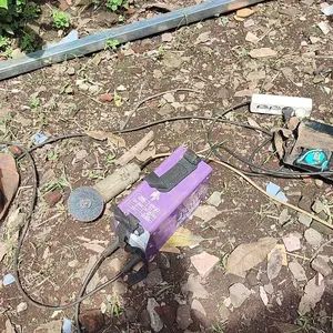 Semir Ban Premium Motor dan Mobil Body Kasar Kendaraan Kualitas Terbaik untuk Perawatan Sehari-hari