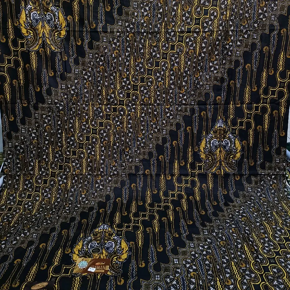 SARUNG BATIK ATLAS IDAMAN 555 MOTIF BHS Muslim Pria Dewasa SARUNG BATIK ATLAS IDAMAN 555 MOTIF BHS Muslim Pria Dewasa