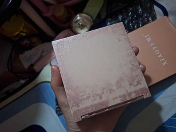 Product Review of COD&Ready 25 Warna Eyeshadow Palette Matte Glitter Korean Makeup Pearlescent Mencerahkan Fine Flash Sequins 20 10 9 Shade Warna Nude Pink Biru Eye Shadow Palet Tahan Lama Impor from c**😜 1
