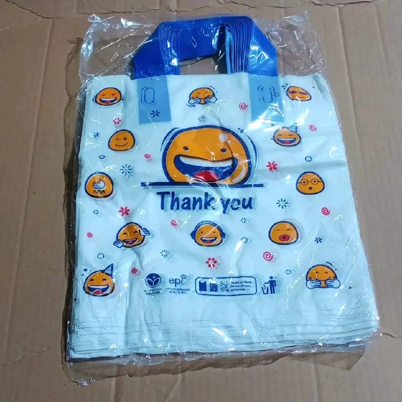 50pcs Kantong Plastik Motif Smile 23x35cm 30x32cm 35x40cm/Kantong Plastik Smile/Shopping Bag 2