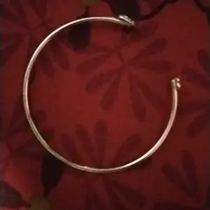 ALOY GL001 - Gelang Bangle Open Cuff Motif Hati Kristal untuk Wanita / Gelang Love / Gelang Bangle Fashion