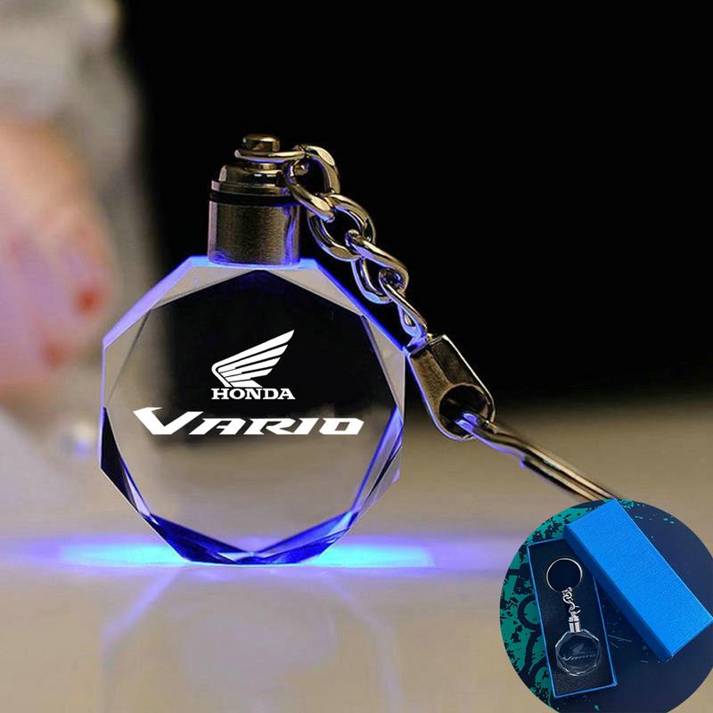Dây Chuyền Chìa Khóa Vario, HONDA, Đèn LED, Huy Chương Logo Xe Máy Pha Lê 7 Màu, Đồ Lưu Niệm Câu Lạc Bộ Người Hâm Mộ Đẹp Và Cá Nhân Hóa, Móc Khóa Tùy Chỉnh
