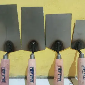 CETOK ATAU SENDOK SEMEN LAS KOTAK. BAHAN BAJA ASLI .TEBAL 1M