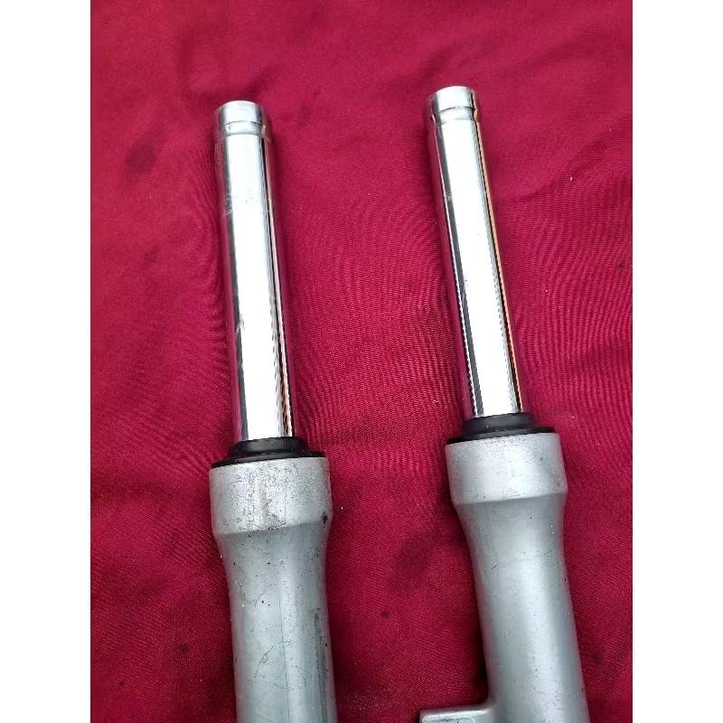 shockbreaker depan / shock depan Suzuki SkyDrive pnp spin 125 asli cabutan 2