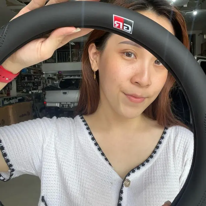 Premium Nappa Soft Fiber Universal Black Steering Wheel Cover with GR Car Logo for Sporty Vehicles Avanza Rush Calya Fortuner Innova Hilux Yaris Raize stirmobilkulit
