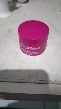 Product Review of GLAD2GLOW Peach Retinol Moisturizer 30 gram dengan Retinol & HPR untuk Memudarkan Garis Halus dan Kerutan from T**n 0