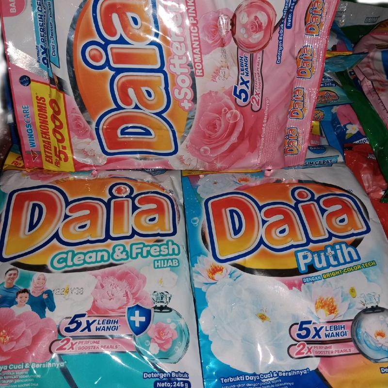 Daia Deterjen Bubuk 245 Gram Detergent Pembersih  Pakaian Laundry 4