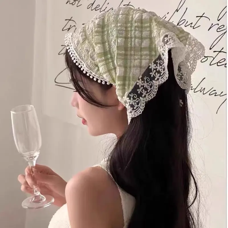 Town Shell - Crinkle Tartan Aesthetic Raw Lace Scarf / Syal Korea 5