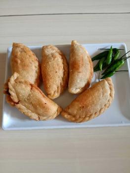 Product Review of 1 Pack Cireng Mercon Umafood Isi Ayam Suwir Pedas / Jando Pedas / Usus Pedas / Ati Pedas / Keju from g**7 2