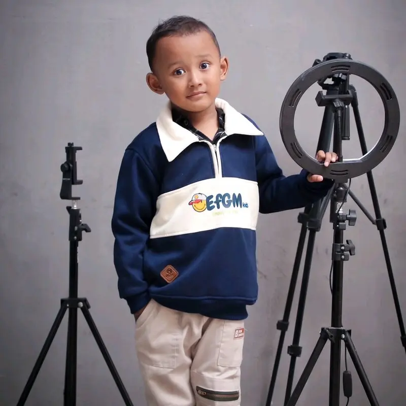 Jaket Anak Casual Rugby Stipe Crem Unisek Vintage Outfit Sablon EFGM kids Fashion 1
