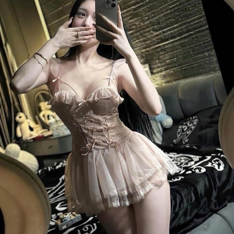 Bộ hai dây (ngắn ạ) ba màu đen hồng đỏ có mút SP150 cao cấp quảng châu mặc nhà