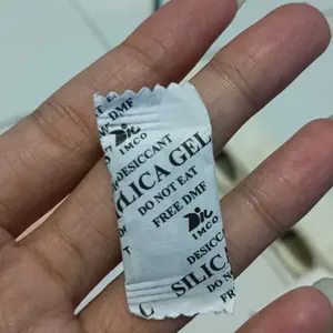 SILICAL GEL / SILLICAL GELL isi 100pcs pengawet makanan , sepatu , baju dll silika gel