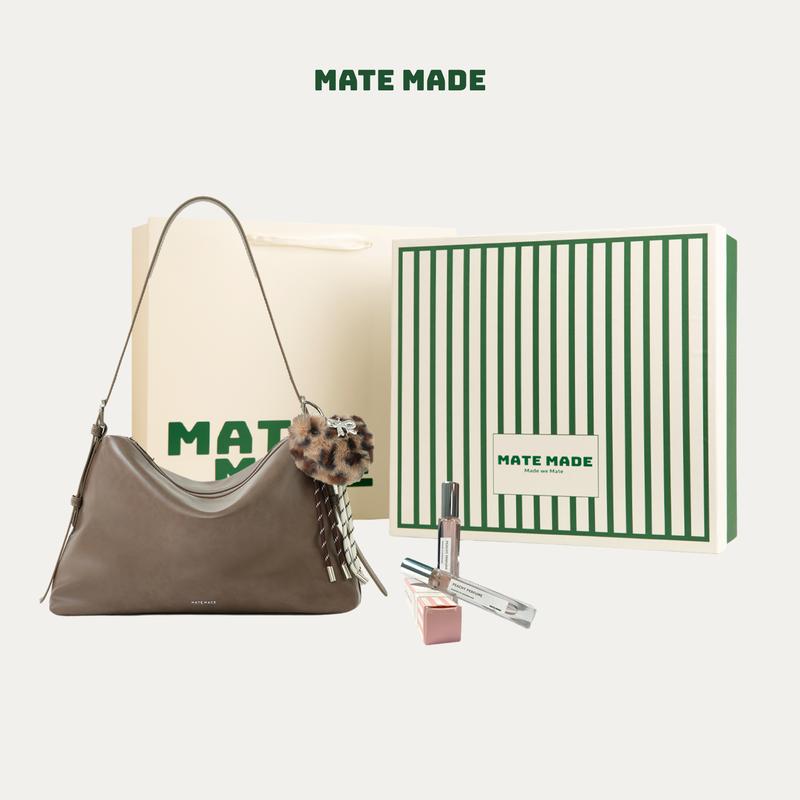 Set Quà Tặng MATE MADE Túi Đeo Vai Solace Kèm Charm, Nước Hoa, Hộp Quà Xanh Kẻ Trắng (Tặng Bạn Thân, Bạn Gái)