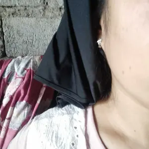 Anting Bunga Daisy yang Manis & Segar, Model Cincin Minimalis yang Sempurna untuk Musim Panas