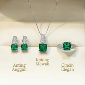 VS04Z Cincin menara gula harta karun berwarna modis dan mewah, berlian karbon tinggi, kalung liontin bermutu tinggi, anting zamrud, set anting-anting