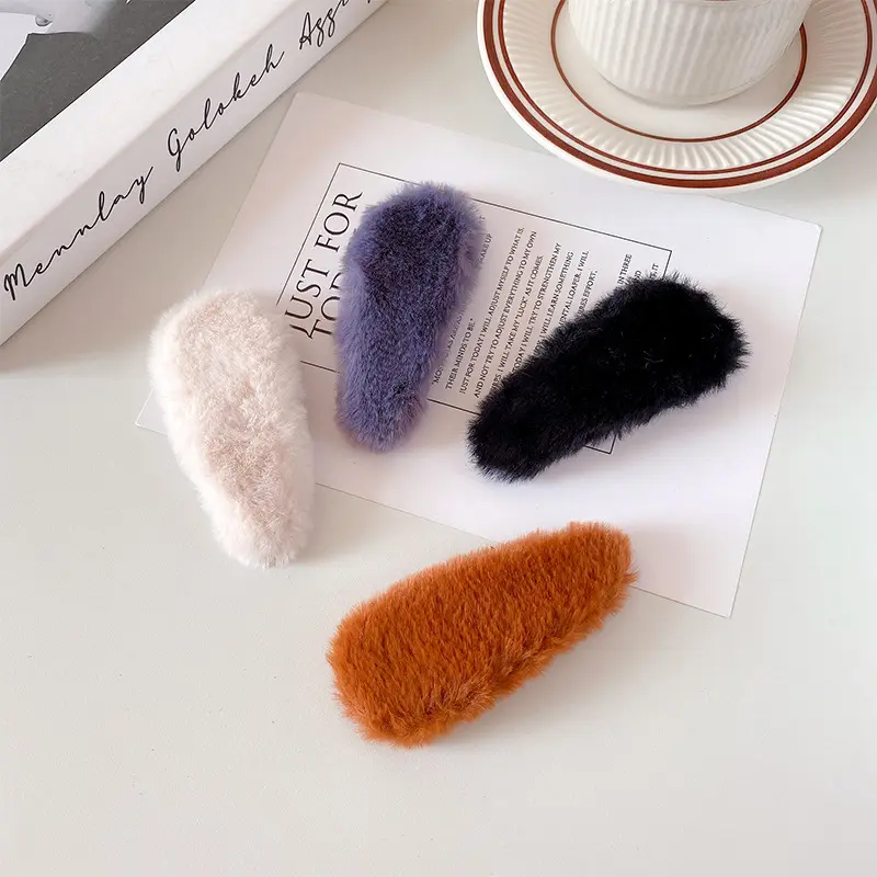 Autumn and winter warm colored plush side hair clip with bangs clip