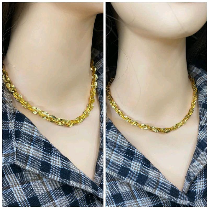 dây chuyền xoắn vuông  và xoắn lá ovan 5 chỉ  ( đồg vàg  )