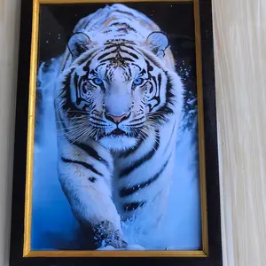 Hiasan dinding gambar harimau putih plus bingkai Gantungan Gold Paku
