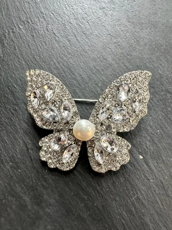 T273 Freshwater seedless pearl brooch 6-7mm