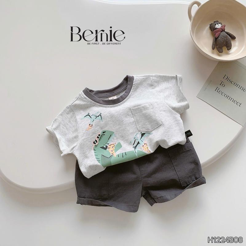 Bộ quần áo họa tiết khủng long xanh phối viền cổ ghi có túi chất vải cotton co giãn kèm quần kaki mềm mại cho bé trai đi học đi chơi size 9-24kg