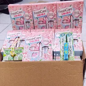 SIAP KIRIM LANGSUNG PAKET BOX FRESHCARE SAKURA SMASH  MATCHA LIMITED EDITION FREE LANYARD & GANTUNGAN