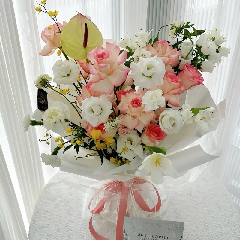 JUNE FLORIST HAND BOUQUET PINK ROSES 02
