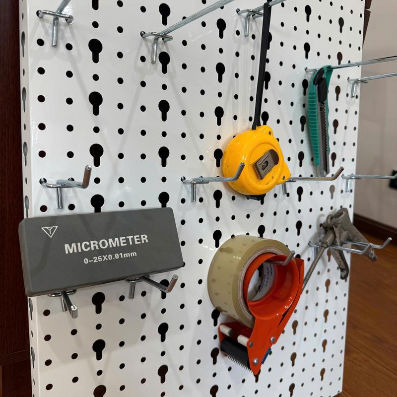 Tấm tôn đục lỗ (50x70) treo móc đồ nghề, bảng pegboard decor bàn làm việc, bàn học - Tặng 15 móc