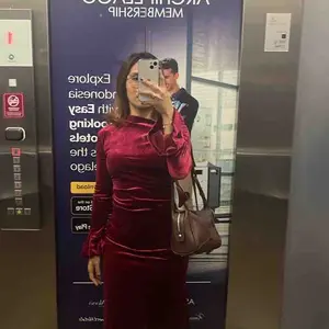 First Girl-Gaun Longdress Velvet Elegant Lengan Terompet Dan Bahu Miring Dress Kelas Atas - G040 Formal Panjang