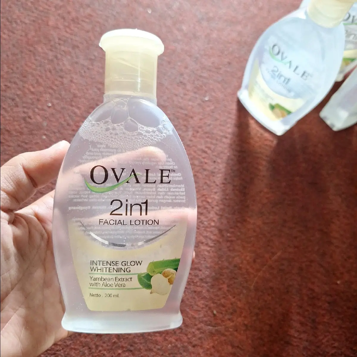 Ovale Pembersih Wajah