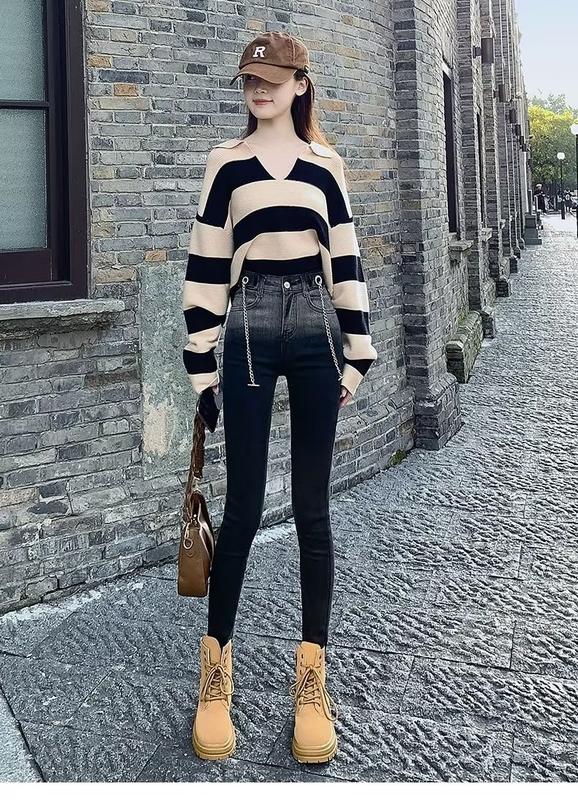 Product Introduction of Black jeans with small feet are cool, high waist and slim, tight-fitting little pants in autumn and winter of 202 5