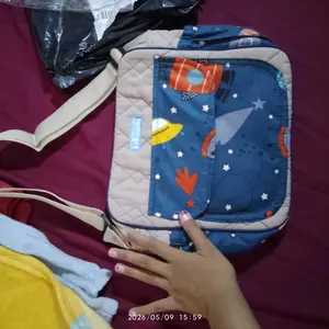 Tas medium tas perlengkapan bayi