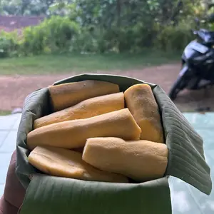 tape singkong mentega khas gembong kemasan 1 besek PENUH