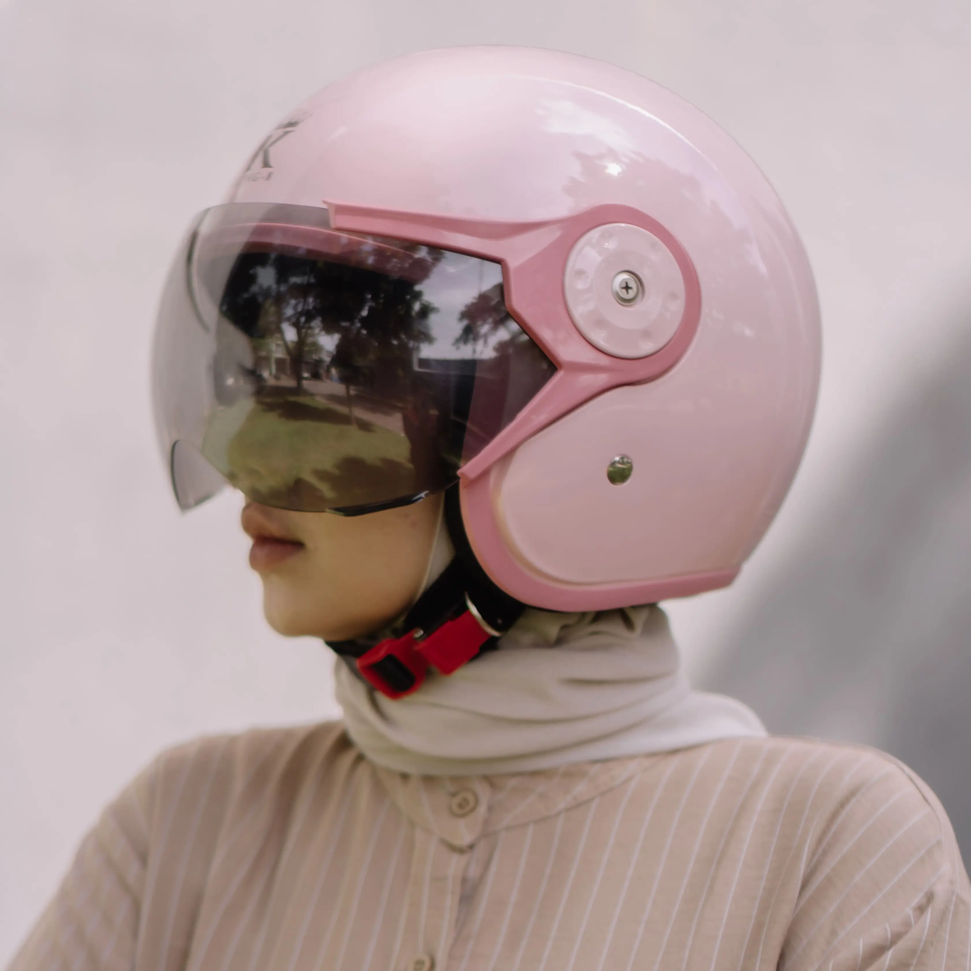 Modesta Pink Kaca Smoke