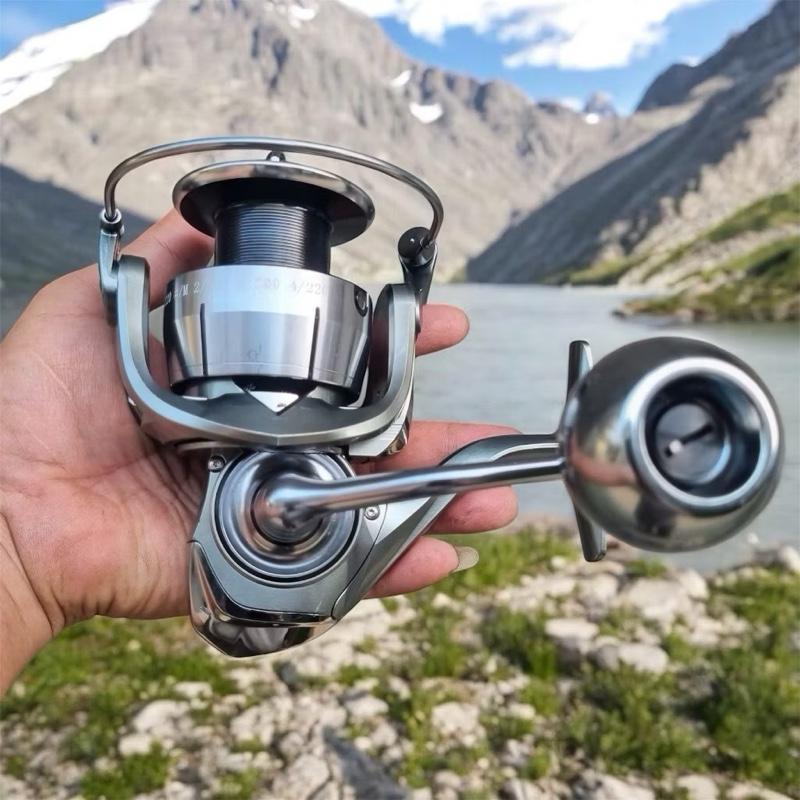 Máy Câu Biển Cao Cấp EM tay quay xoáy ren size 3000-5000-7000 tải cá khủng maycauca