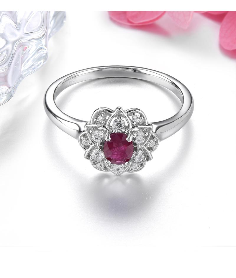Product Introduction of Natural Precious Gemstone Ruby Sterling Silver Rings 0.3 Carats Genuine Gemstone Romantic Style S925 Fine Jewelrys Engagement 4