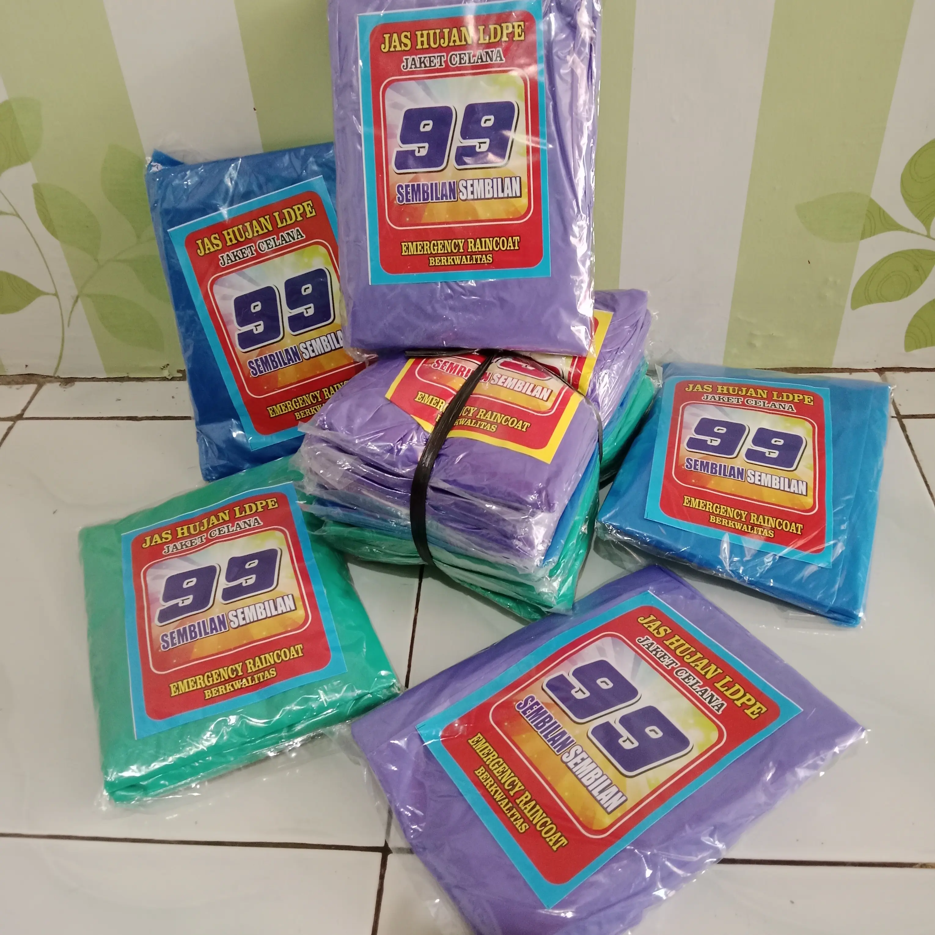 JAS HUJAN ATASAN DARI PLASTIK/atasan mantel plastik