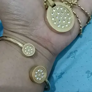 [BISA COD] 1 Set Kalung Kesehatan Plus Gelang Kesehatan Wanita Quantum Titanium Pakai Box + Serti