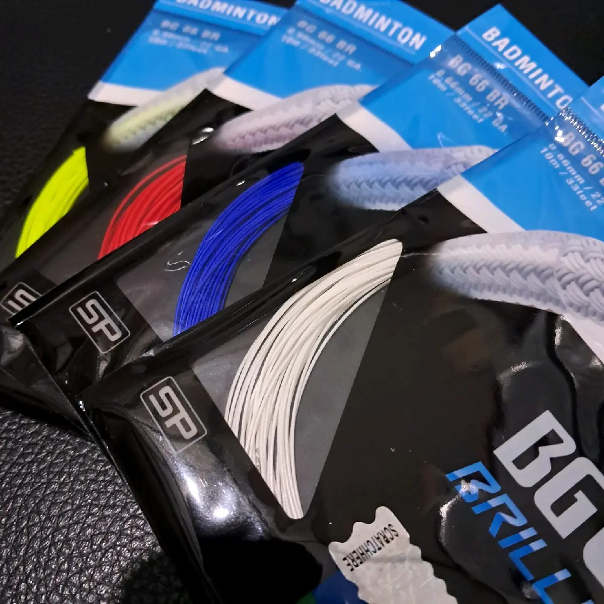 Aneka Senar Raket Badminton BG 66 Brilliant Ultimax